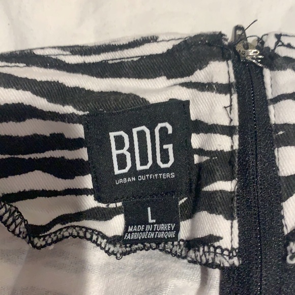 Urban Outfitters BDG Zebra Mini Skirt - Picture 3 of 4